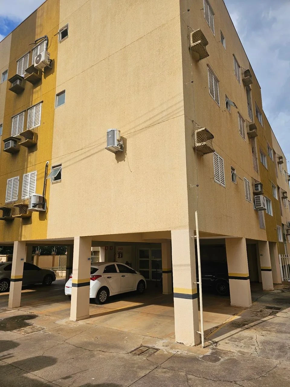Apartamento com 3 quartos para alugar — Jardim Yolanda — foto 2