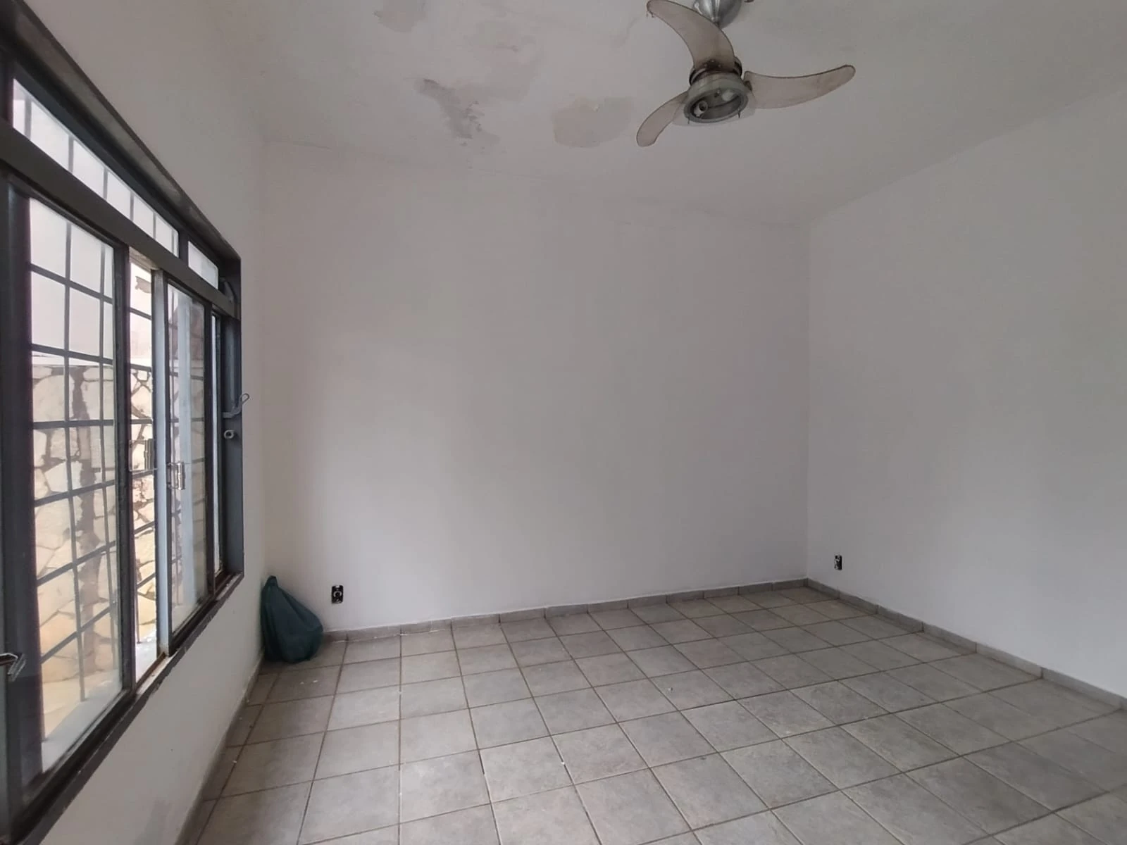 Casa com 2 quartos para alugar — Jardim Maracanã — foto 9