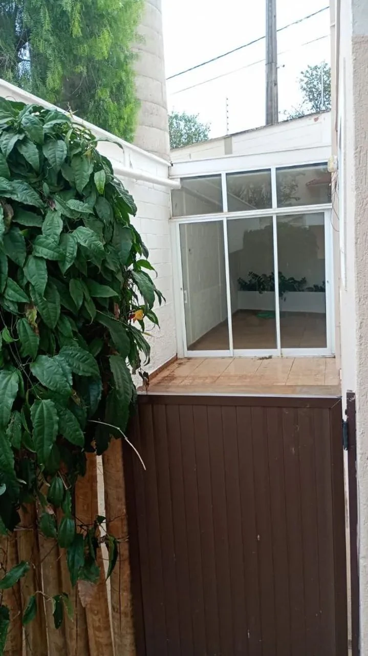 Casa com 3 quartos para alugar — Jardim Tarraf II — foto 6