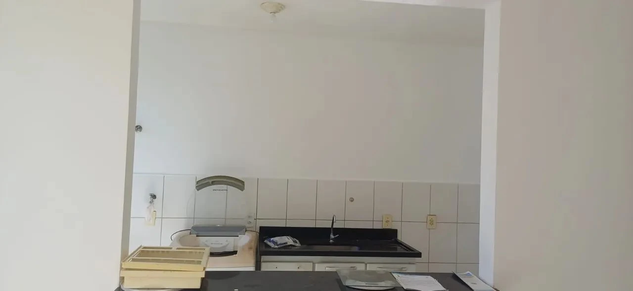 Apartamento com 2 quartos para alugar — Loteamento Clube V (Caparroz) — foto 1