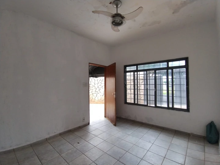 Casa com 2 quartos para alugar — Jardim Maracanã — foto 4
